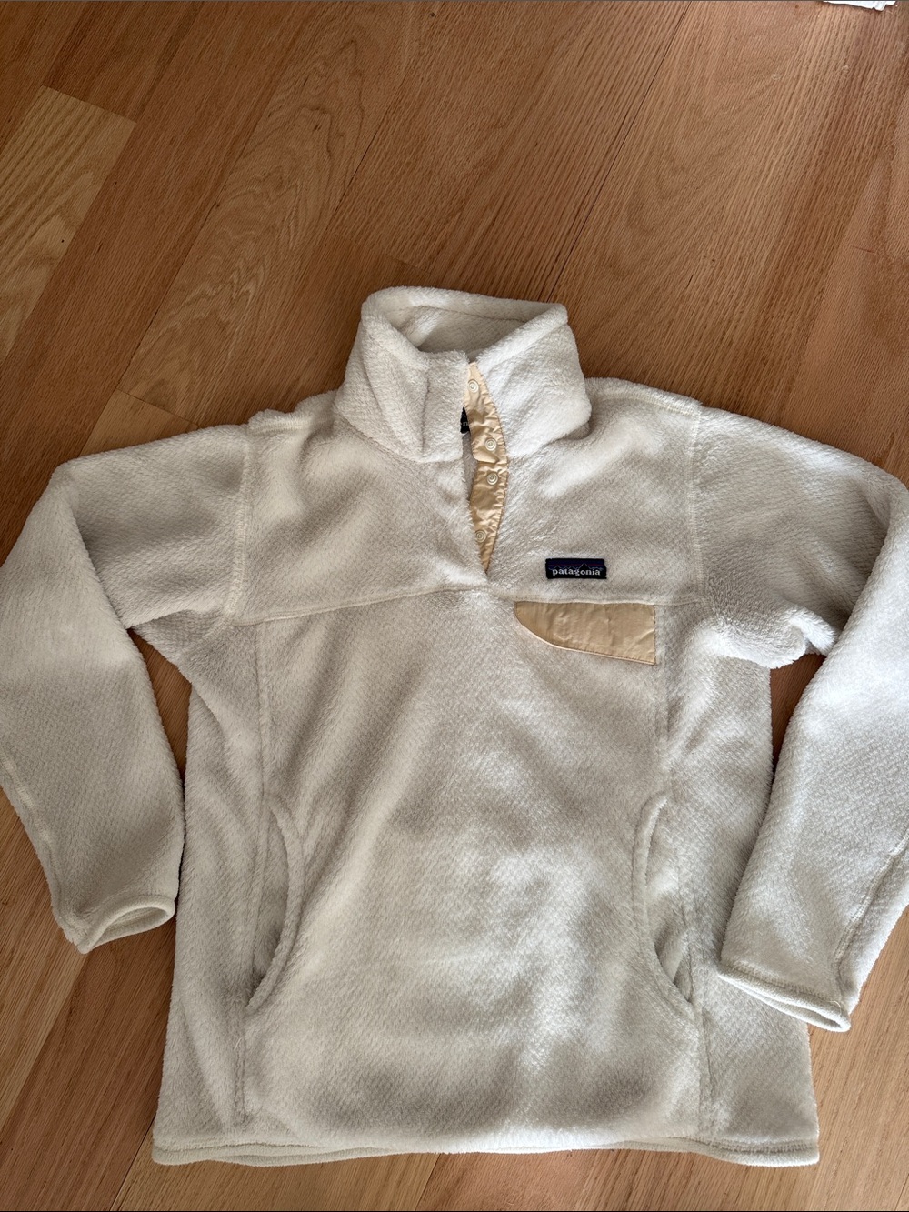 Patagonia Cream Quarter-Snap Fleece Pullover with Tan Accents